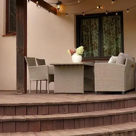 Pod Lipami Villa *