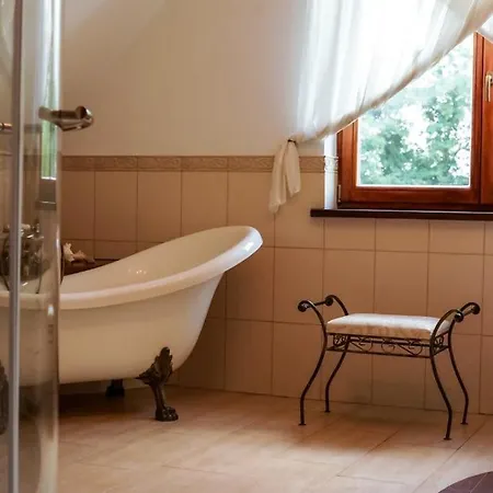 Villa Pod Lipami