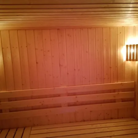 Pod Lipami Villa